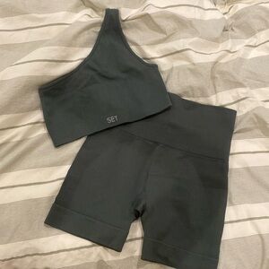 Size XS. SET Sctive 2 pc. Set